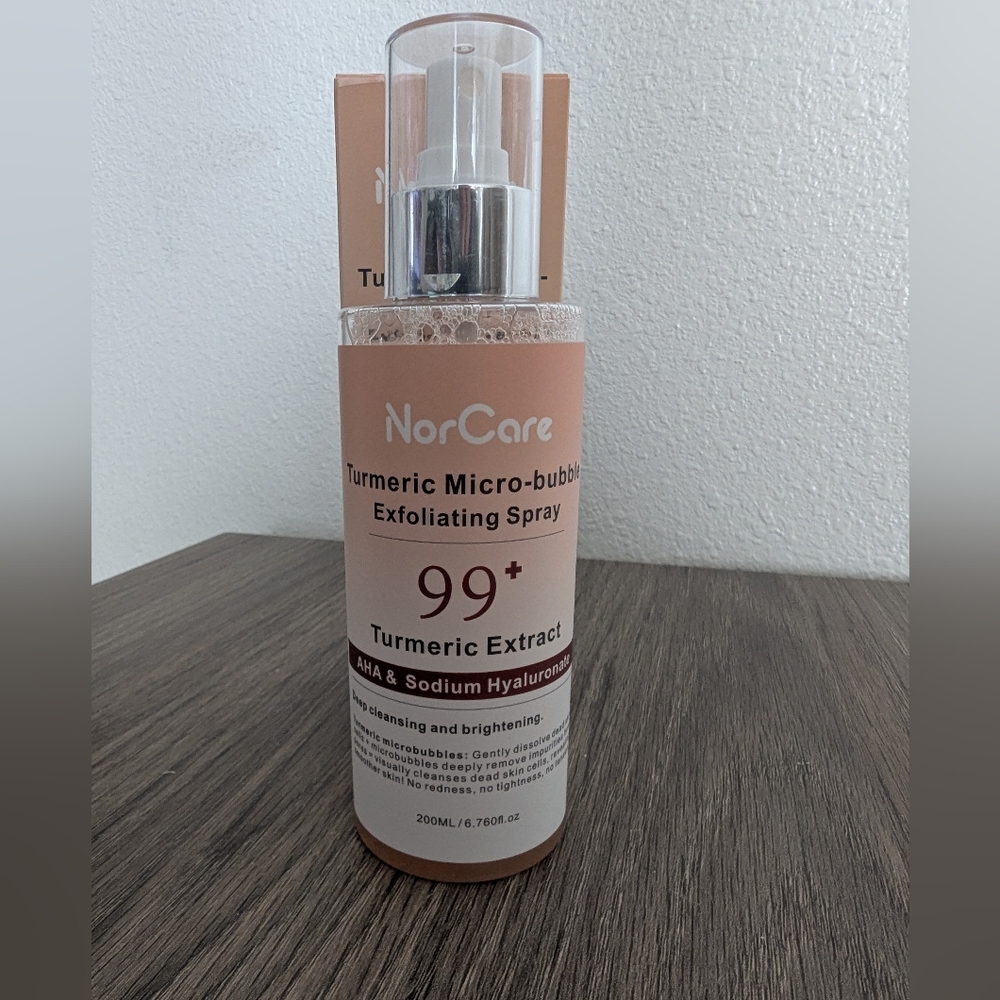 Turmeric Micro-bubble Exfoliating Spray - Cream